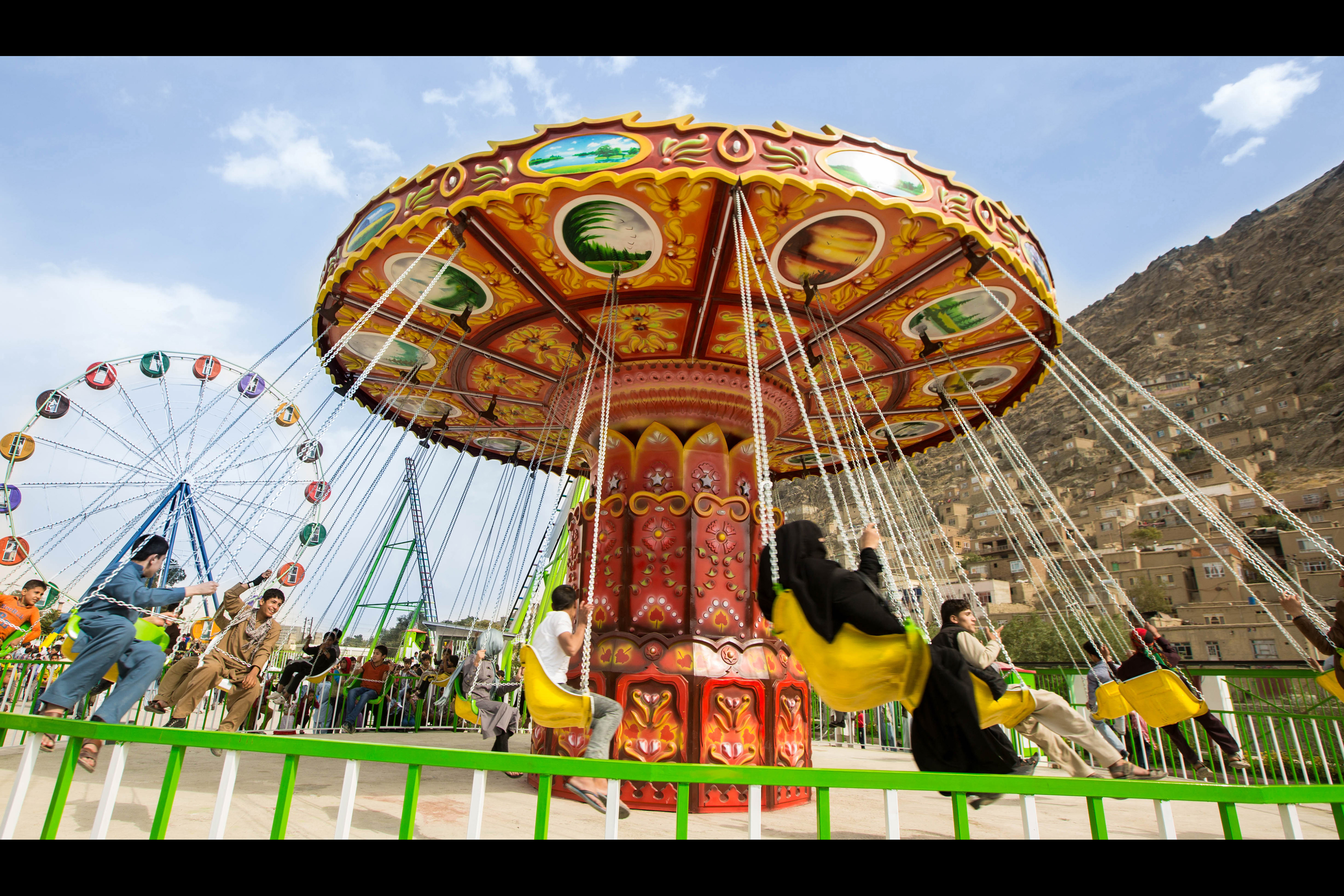 An amusement park ride