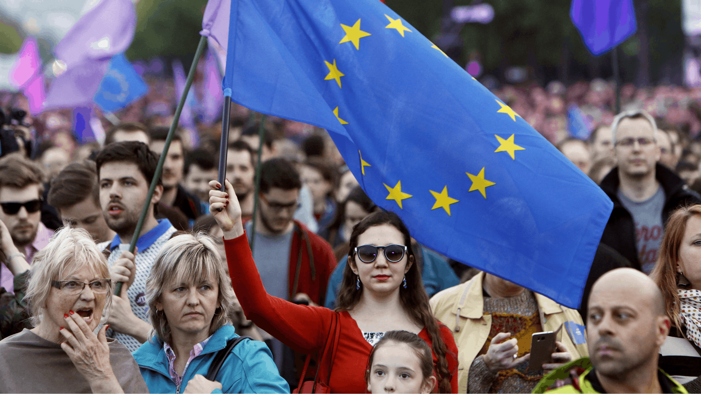 Отношения европейцев к европейцам. Европейцы люди. Европа люди. Жители Европы. Население Евросоюза.
