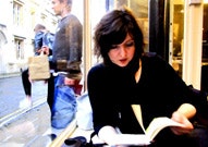 digital-serendipities-listing-20110615 Danica Radovanovic reads a book