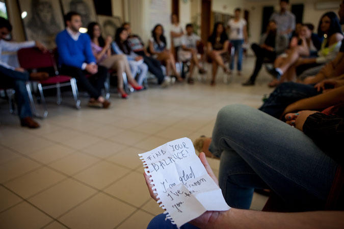 Note that reads, “Find your balance! I'm glad I've known you here.”